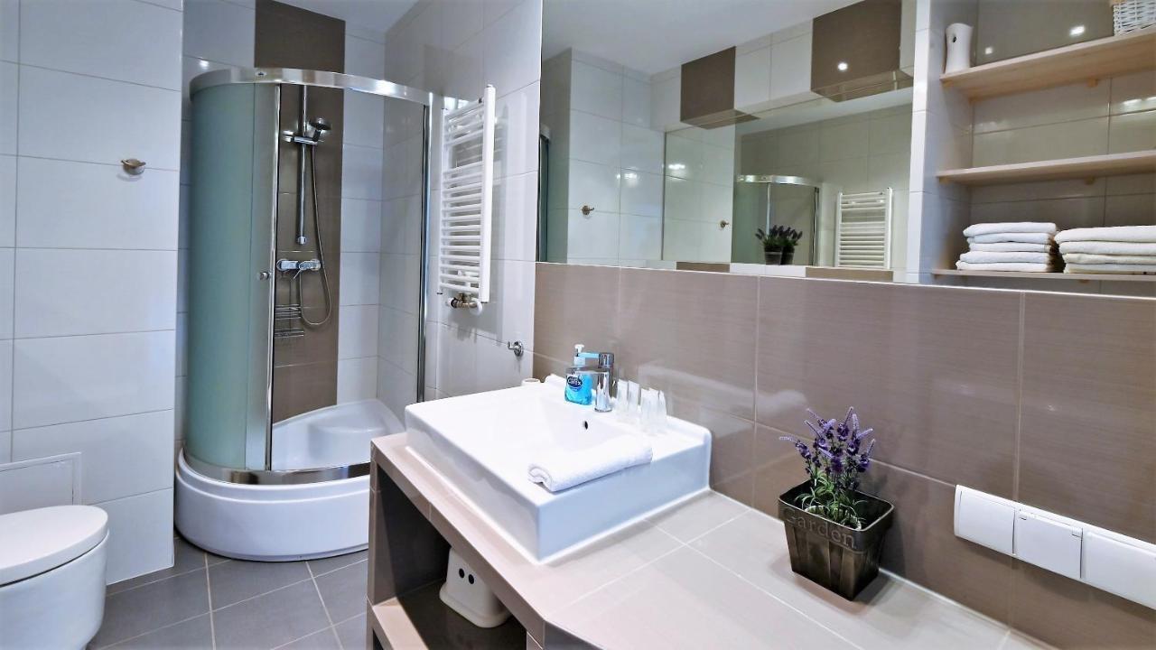 Apartament Plaza 7 - Rezydencja Nadmorska Rogowo โรโกโว ภายนอก รูปภาพ