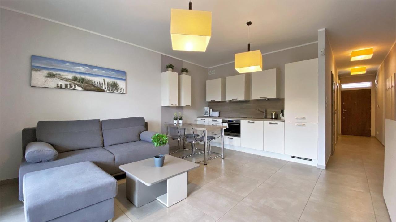 Apartament Plaza 7 - Rezydencja Nadmorska Rogowo โรโกโว ภายนอก รูปภาพ